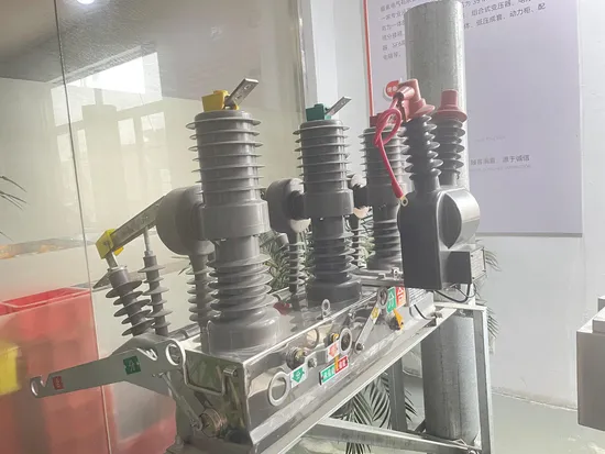 Factory Price 11kv High Voltage Disconnector Switch Outdoor Vacuum Circuit Breaker 